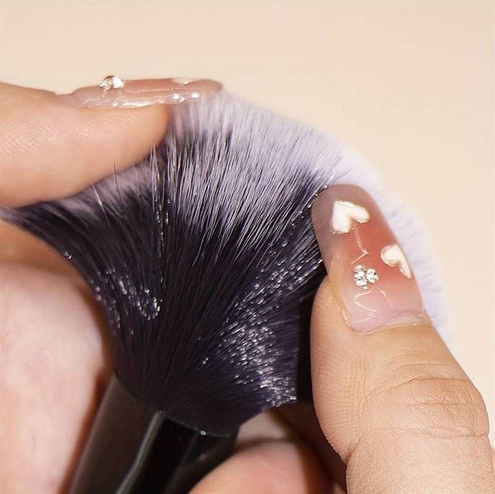 Technique PRO Petite Glow Brush Travel Set - Black - | Fashiongirl