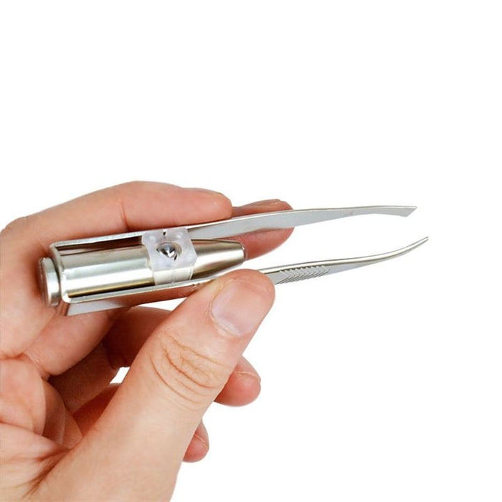Tweezers tweezer with LED light for eyebrows - | Fashiongirl