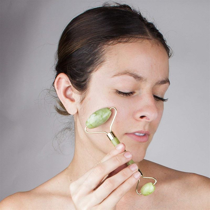 UNIQ Jade roller - Face rollers for beautiful skin - Green - | Fashiongirl