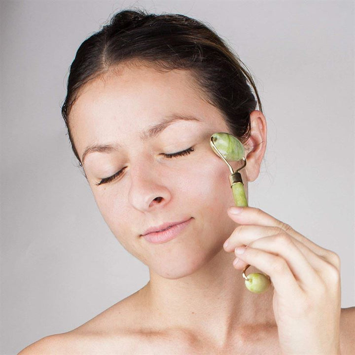 UNIQ Jade roller - Face rollers for beautiful skin - Green - | Fashiongirl